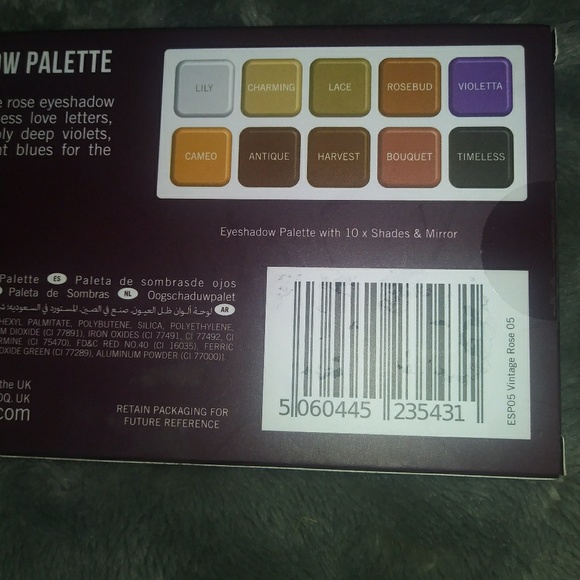Models Own VINTAGE ROSE eyeshadow palette - Picture 3 of 3